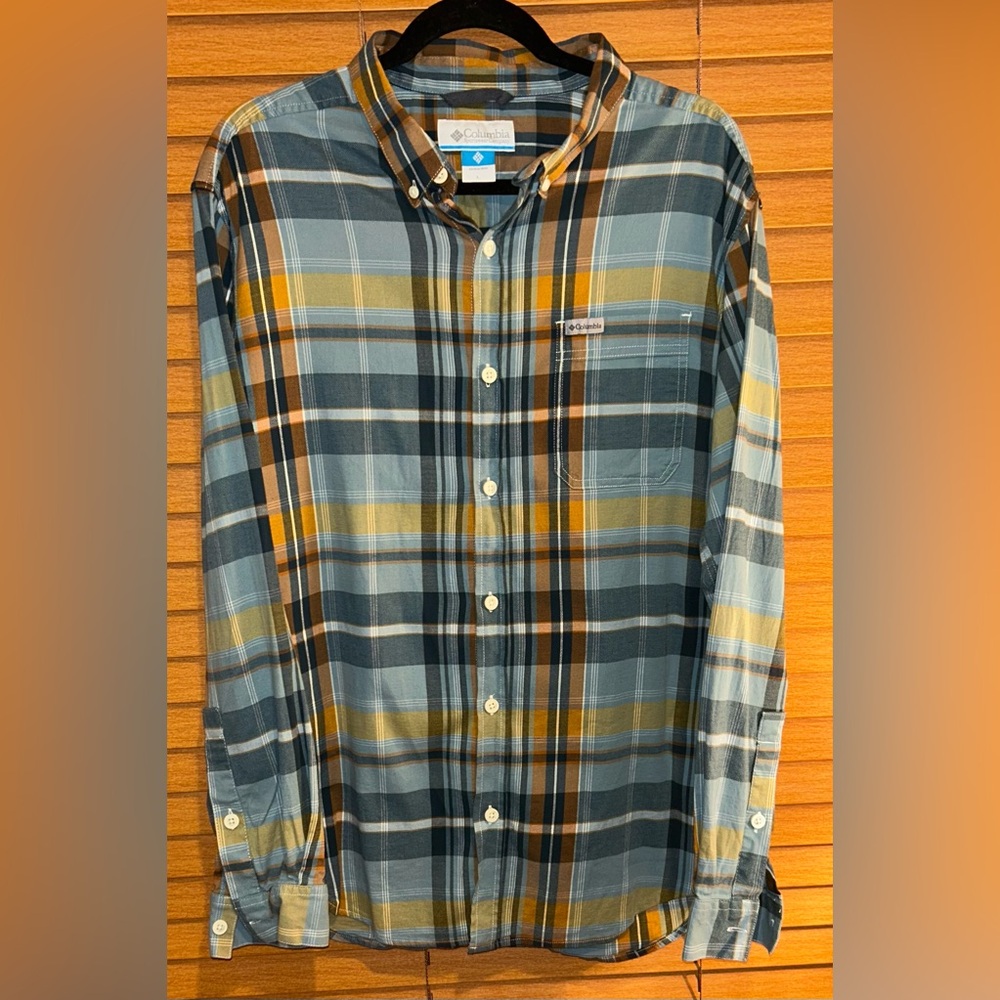 Columbia Blue/Yellow/Orange Casual Button Down Shirt Size Large